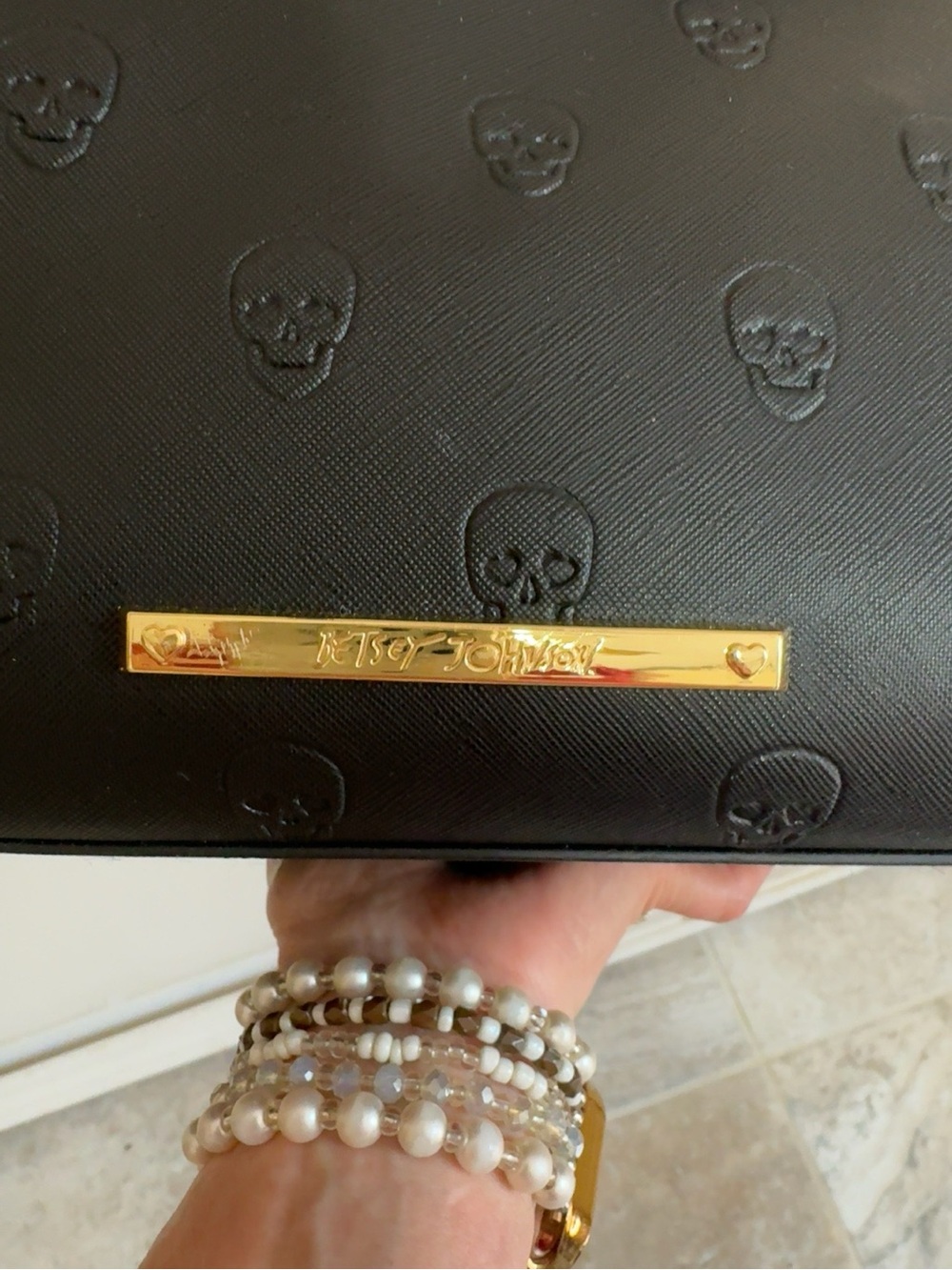 Betsey Johnson Black Skull Embossed Tote Satchel Crossbody Floral Lining - Picture 3 of 8